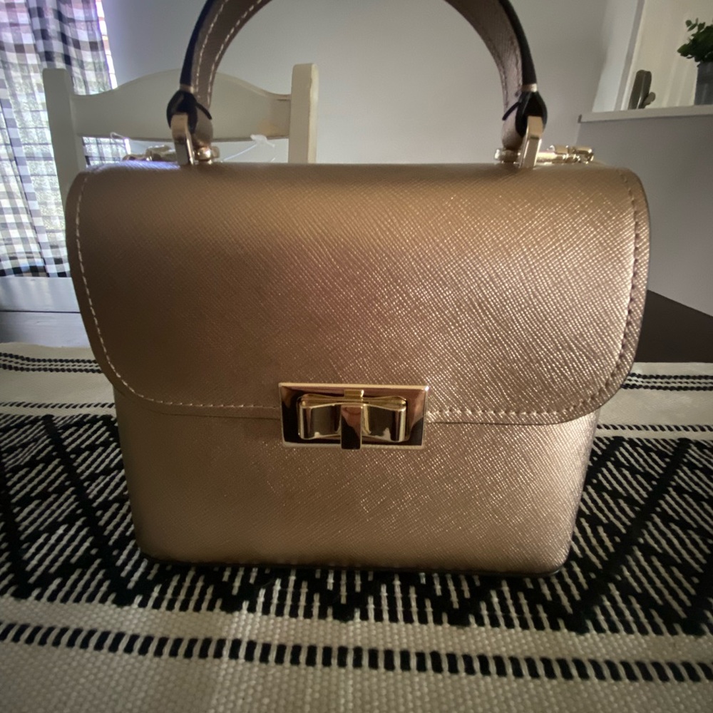 Kate Spade purse with chain strap NWT